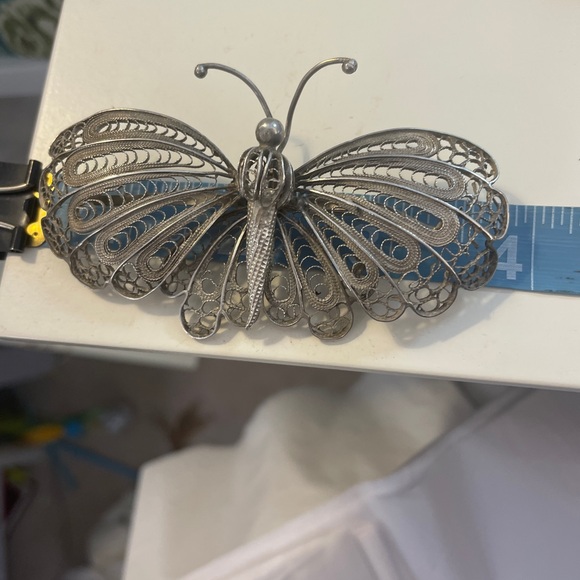 Vintage handmade sterling silver filigree butterfly brooch, very large p… - Picture 11 of 13